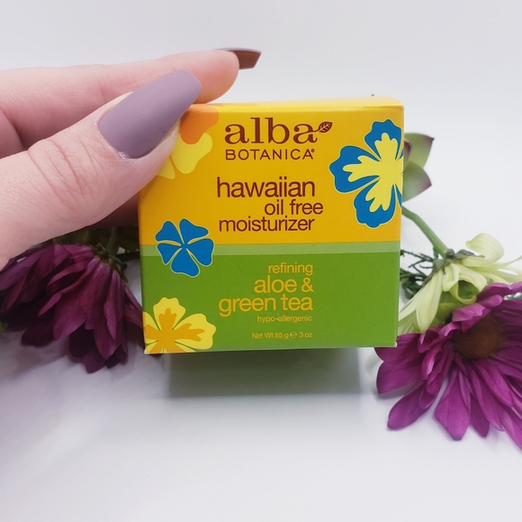 Alba Other - Alba Botanica Hawaiian Oil free Moisturizer 3oz Bnib